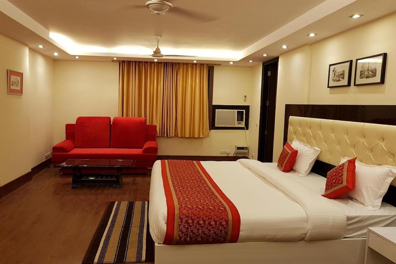 Greenleaf Apartment And Suites, Kalkaji Nuova Delhi Esterno foto