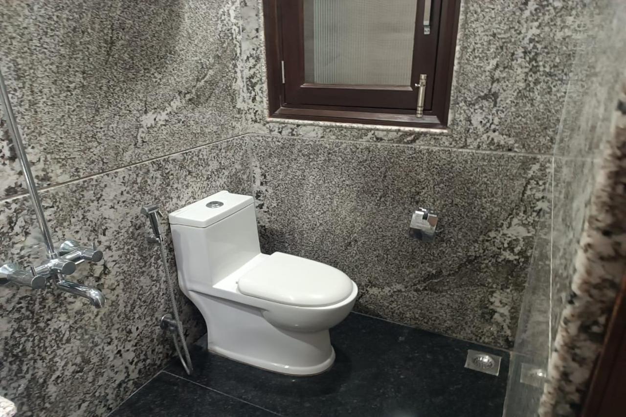 Greenleaf Apartment And Suites, Kalkaji Nuova Delhi Esterno foto