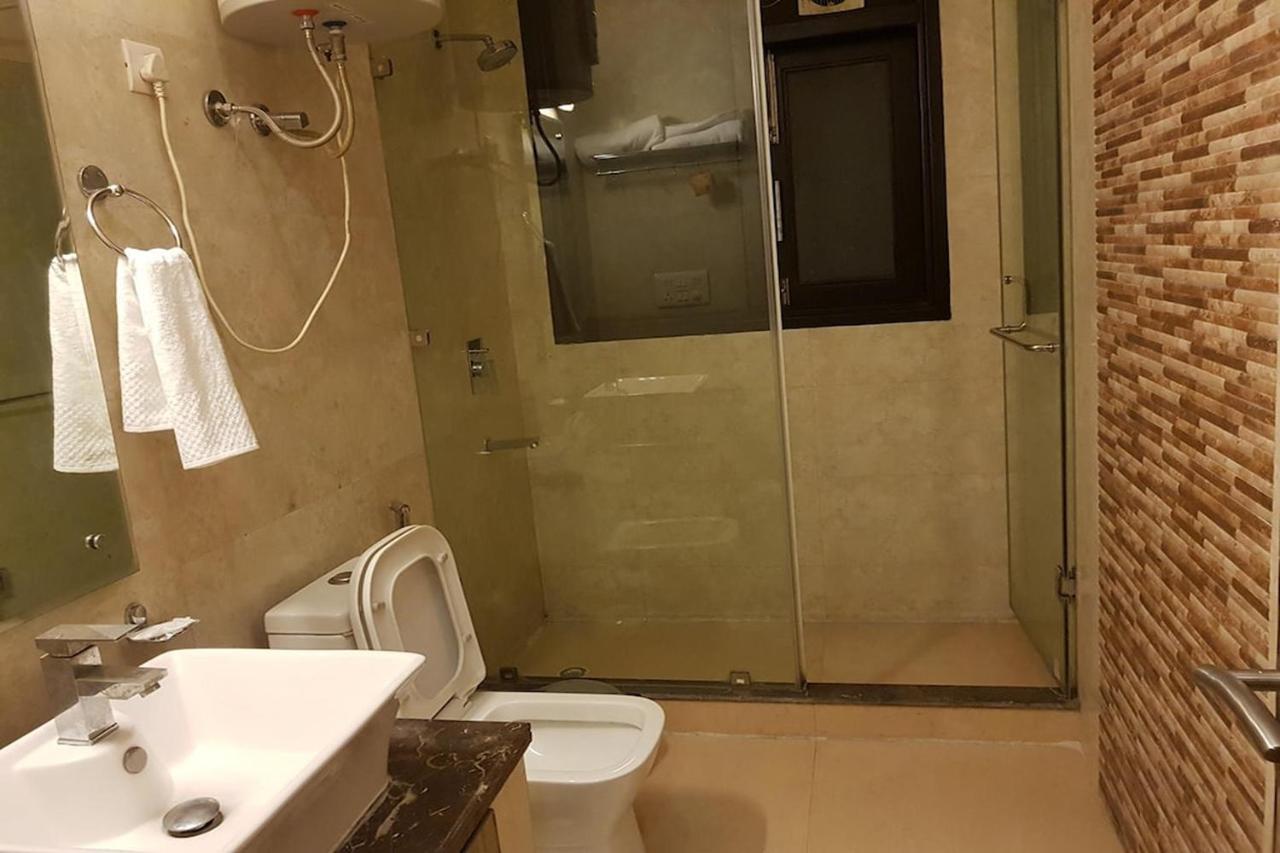 Greenleaf Apartment And Suites, Kalkaji Nuova Delhi Esterno foto